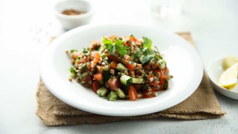 karabuğday salatası